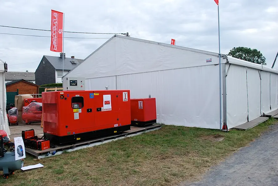 Groupes électrogènes capotés